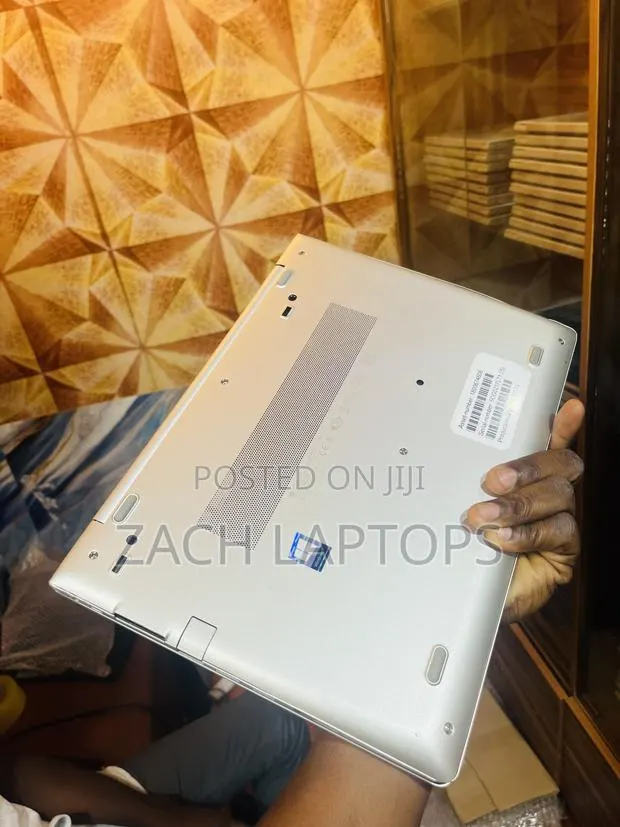 Laptop HP EliteBook 745 G6 8GB AMD Ryzen 5 SSD 256GB · Photo 4