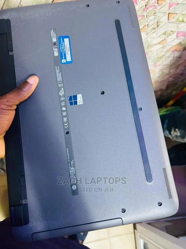 Laptop HP 4GB Intel Core I5 HDD 500GB · Photo 1