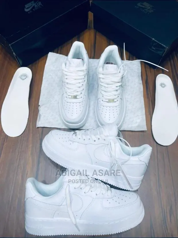 Air Force 1 All White · Photo 1