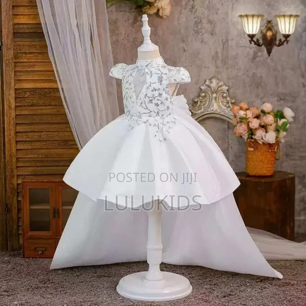 Flowergirl Dress · Photo 1