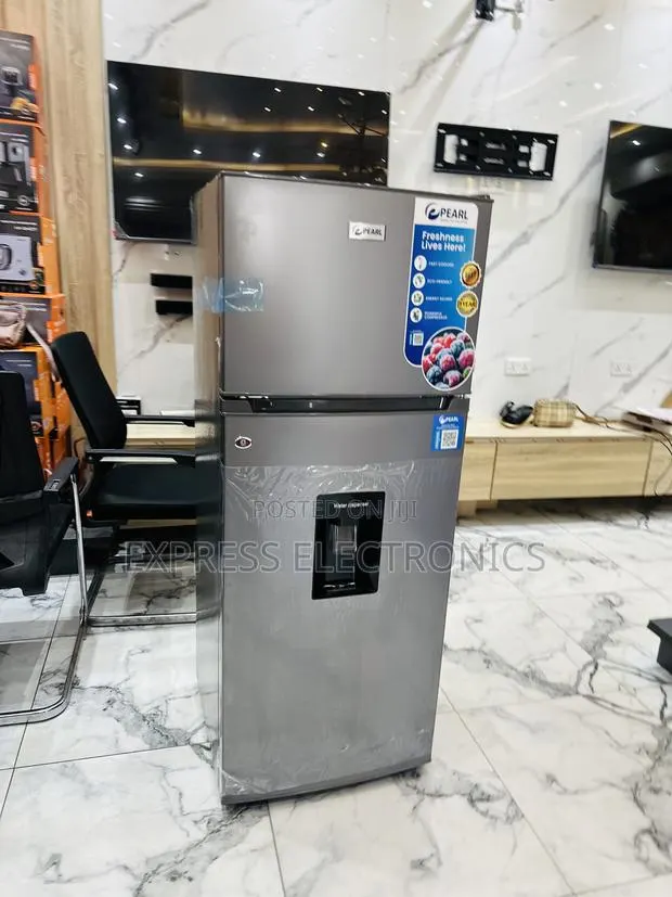 Spectacular Performance Double Door With Dispenser Pf-2521w0 · Photo 1