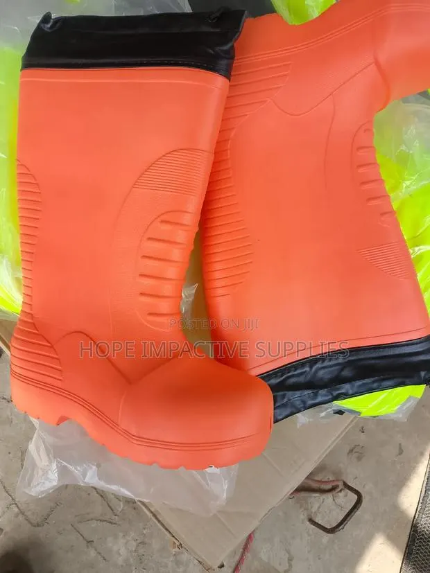 Quality Cold Room Wellington Boot. · Photo 1