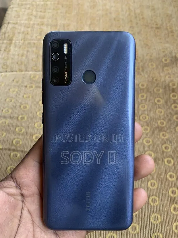 Tecno Spark 5 Pro 64 GB Blue · Photo 1