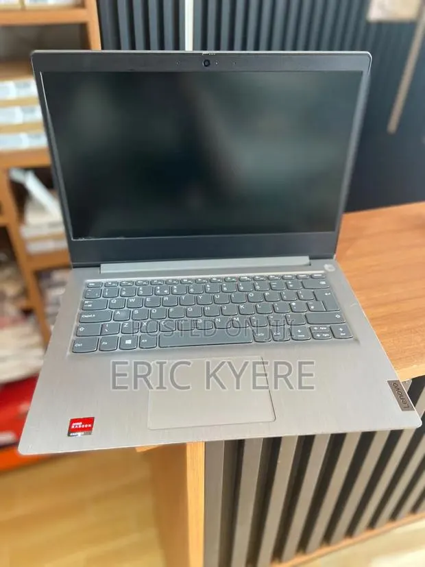 Laptop Lenovo Ideapad 3 20GB AMD Ryzen 3 SSD 128GB · Photo 1