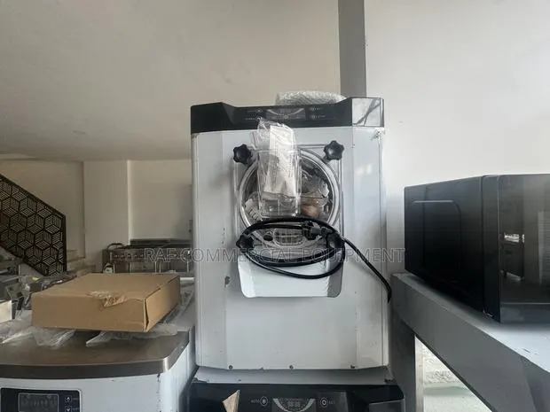 Tabletop Hard Ice Cream Machine · Photo 1