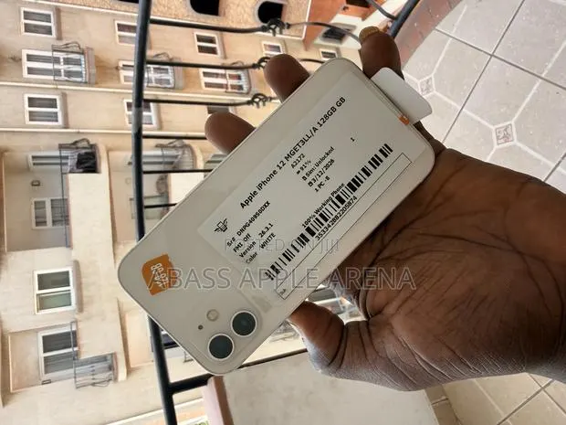 Apple iPhone 12 128 GB White
