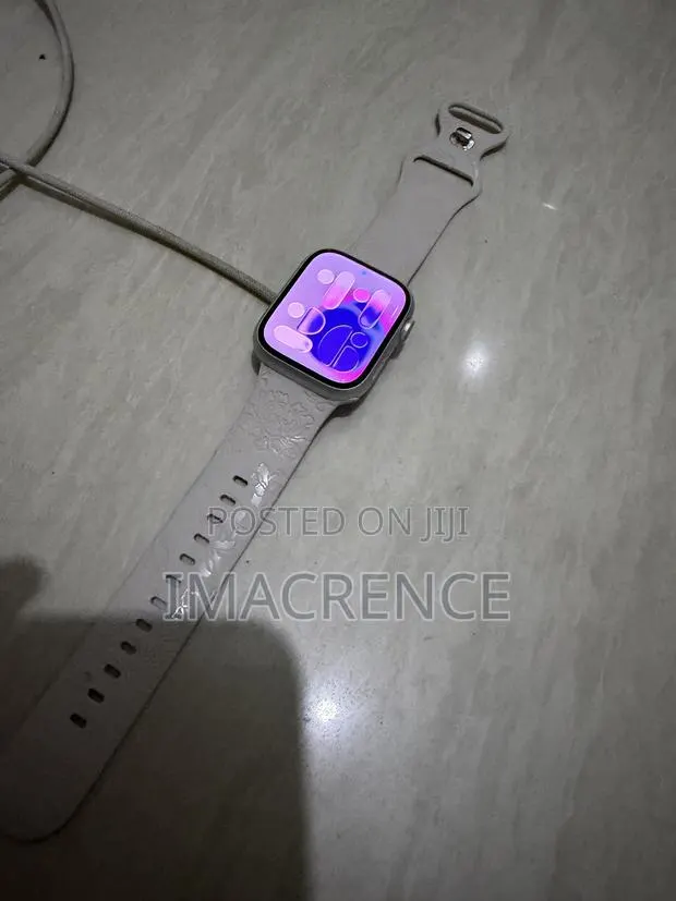 Apple Watch Series 8 45mm · Photo 1