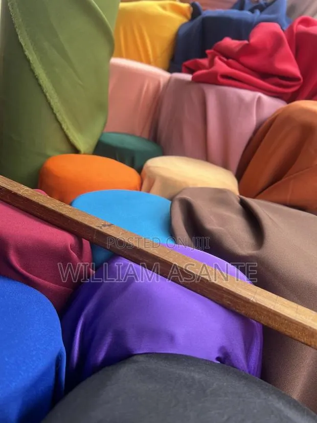 Crepe Fabric · Photo 1