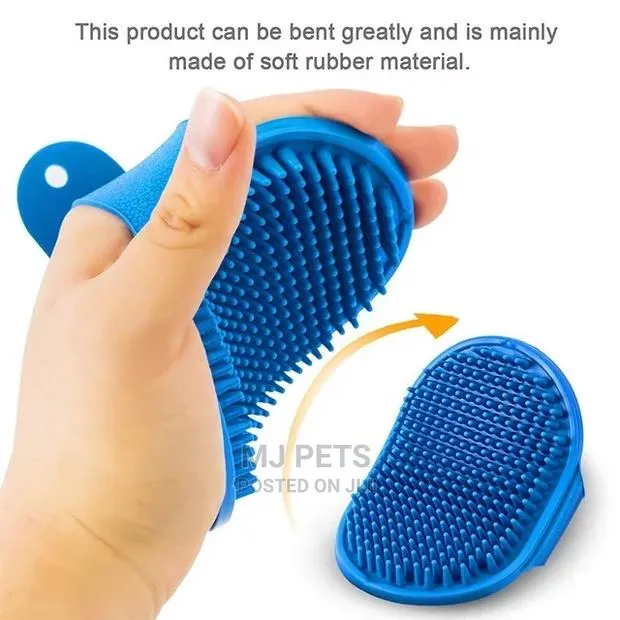Hand Brush for Bathing Dogs · Photo 1