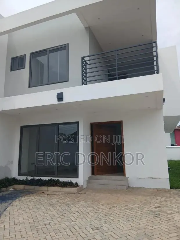 4bdrm Duplex in West Legon, Villa Victoria Hotel for rent · Photo 1