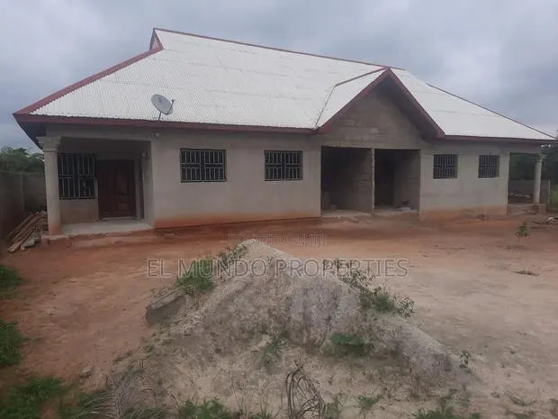 4bdrm Apartment in Atwima Yabi, Kumasi Metropolitan for sale · Photo 1