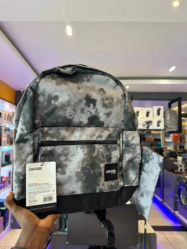 Case Logic Commence Backpack Bag · Photo 1