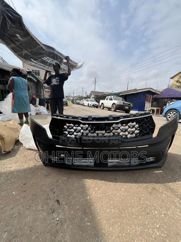 Kia Sorento 2021-2023 Front Bumper Complete Available · Photo 1