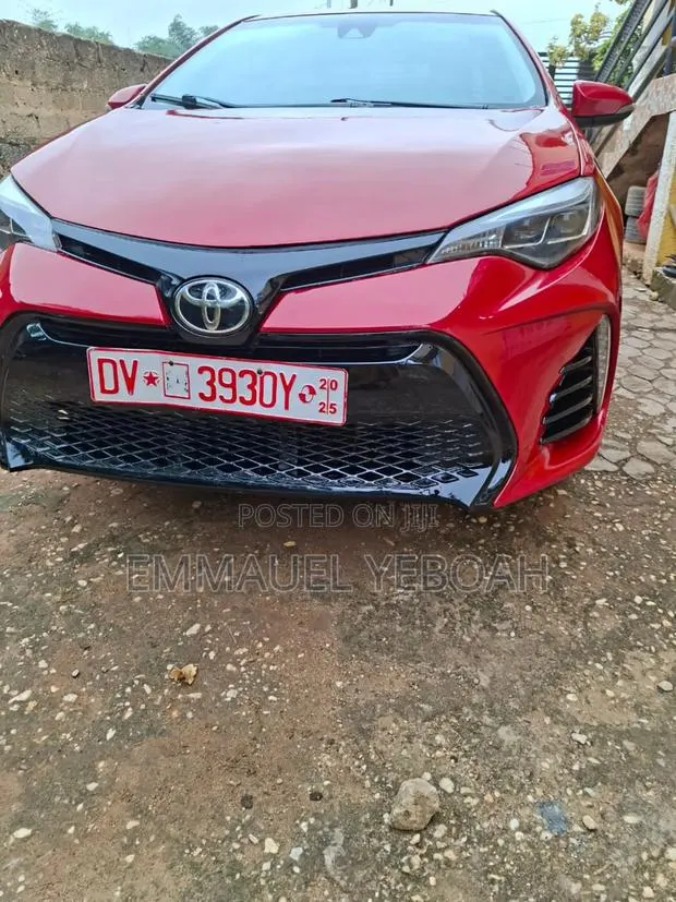 Toyota Corolla SE Special Edition 4dr Sedan (1.8L 4cyl CVT) 2017 · Photo 1