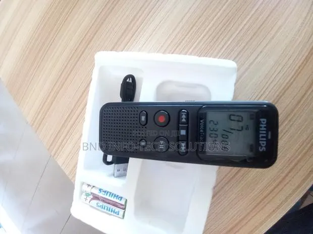 Philips Voicetracer Audio Recorder · Photo 1