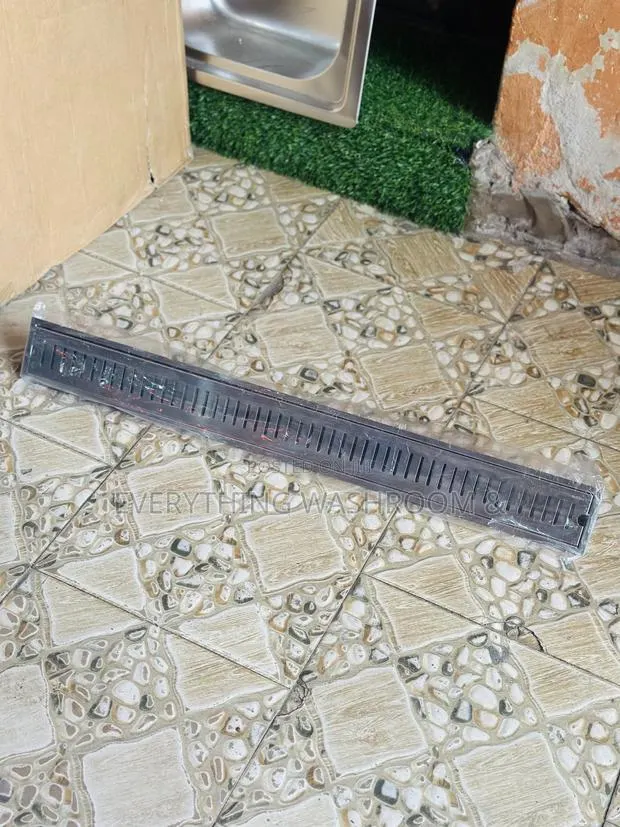 Long Floor Drain 90cm - Metal Floor Drain 90cm · Photo 1