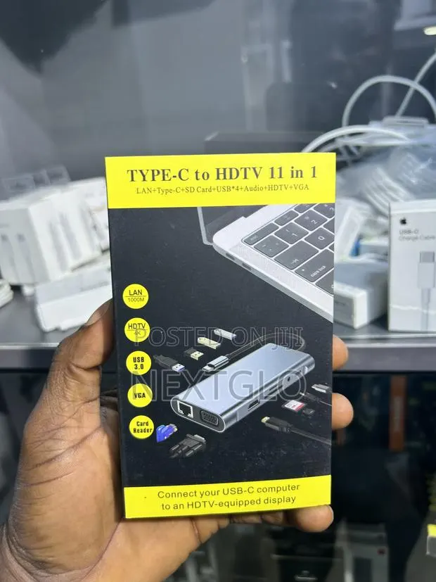 11 in 1 Adapter · Photo 1