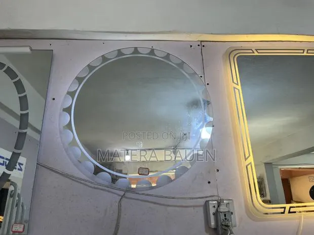 Stylish Led Mirror, Touch Sensor Clear Light · Photo 1