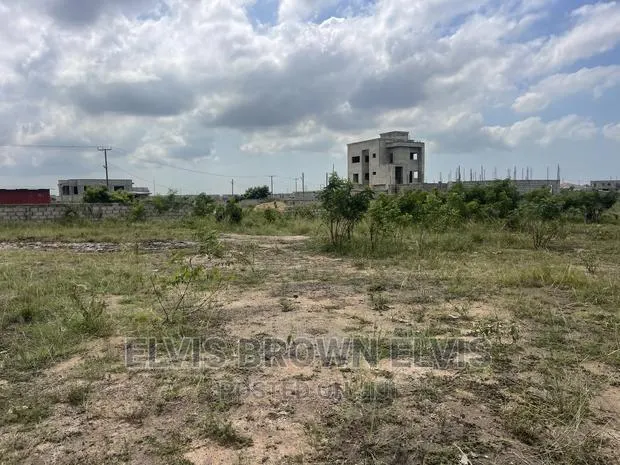 Buy a Plot of Land for Sale at West Trasacco or Swap a Car · Photo 1