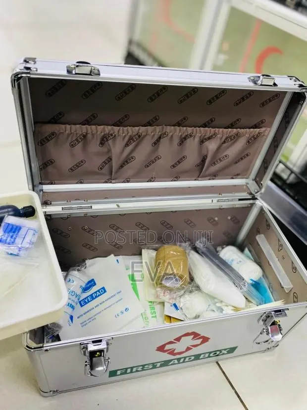 Big First Aid Kit · Photo 1