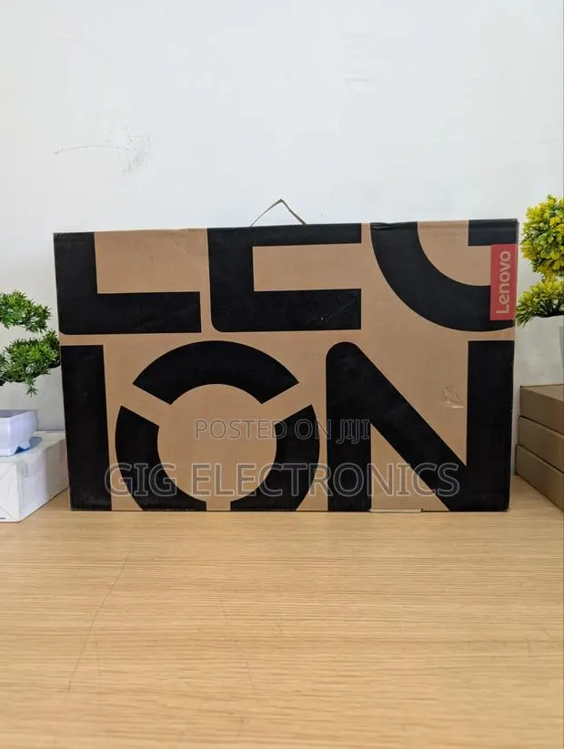 New Laptop Lenovo Legion 5 16GB Intel Core i9 SSD 1T · Photo 1