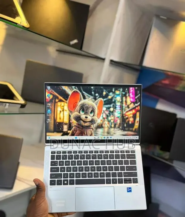 Laptop HP EliteBook x360 1030 G8 16GB Intel Core i5 SSD 256GB · Photo 1