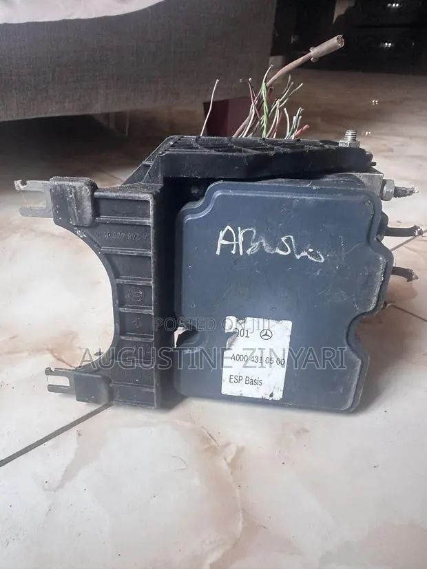 ABS Pump for GLA-250 · Photo 1