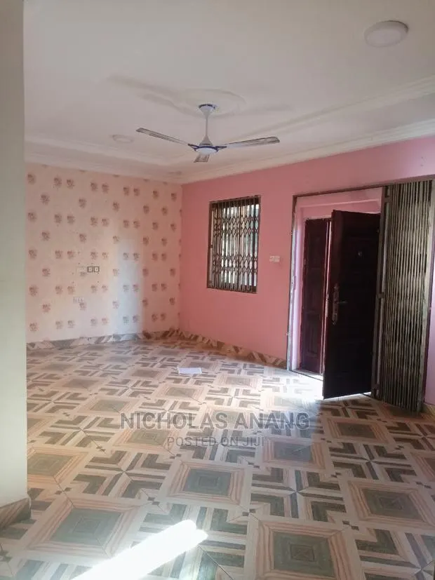 2bdrm Apartment in Dorns Properties, New Town for rent · Photo 1