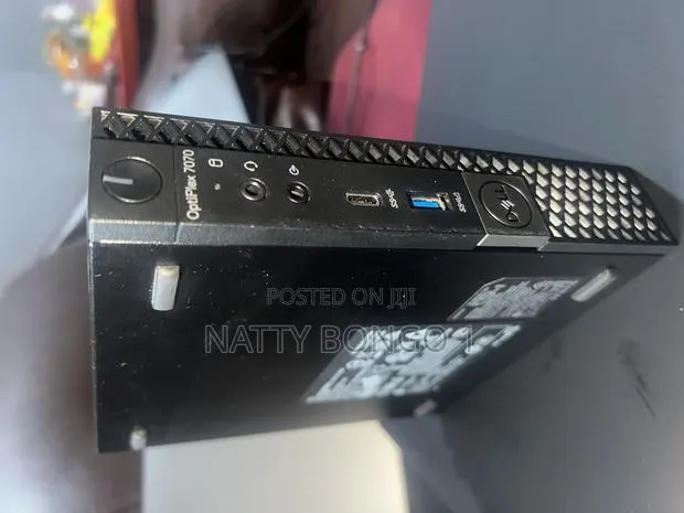 Desktop Computer Dell Optiplex 7070 16GB Intel Core i7 SSD 256GB · Photo 1