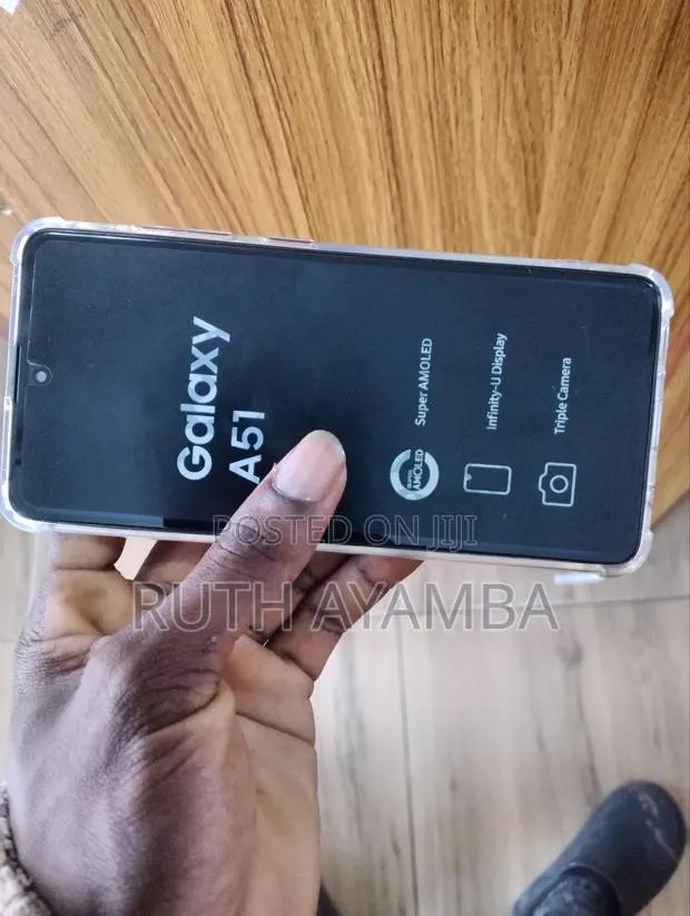 New Samsung Galaxy A51 128 GB Black · Photo 1
