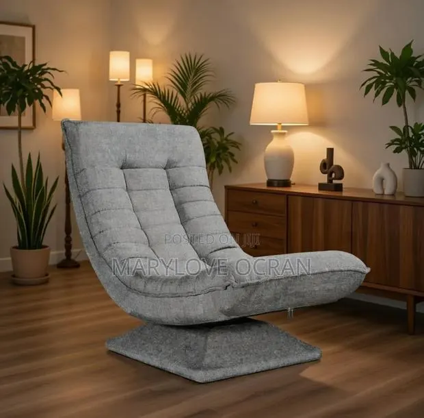 Floor Swivel Chair · Photo 1