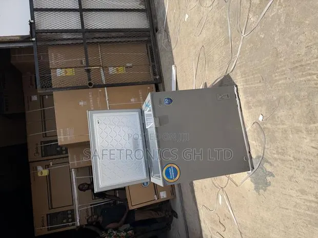 High Efficiency Midea 198l Inverter Chest Freezer (Mdrc362fzg43d) · Photo 1