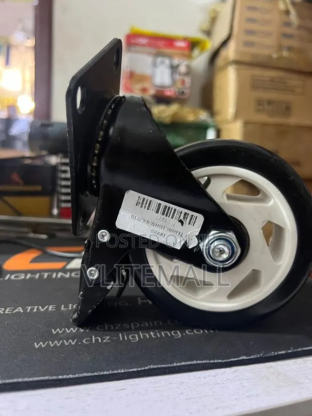Industrial Heavy Duty Caster · Photo 1