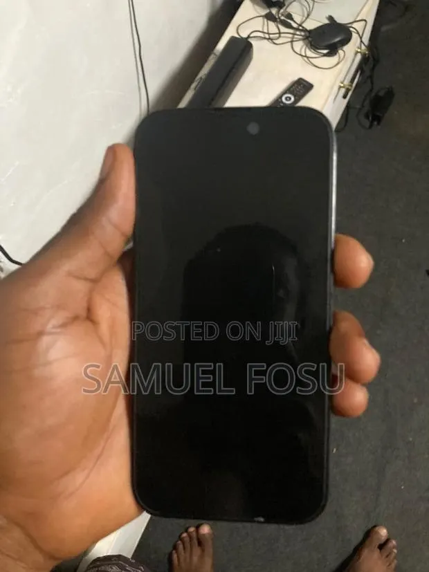 Apple iPhone 14 Pro 128 GB Black · Photo 1