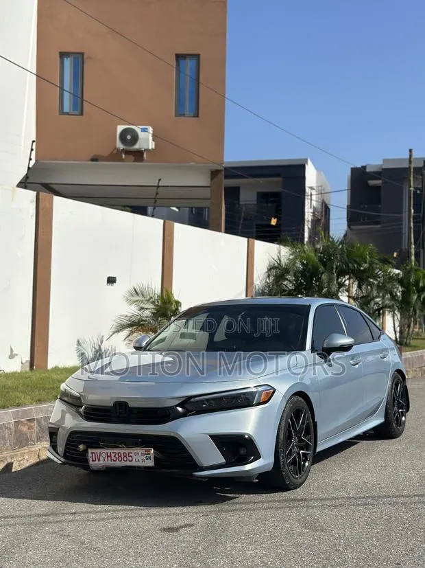 Honda Civic Touring 2022 Silver · Photo 1