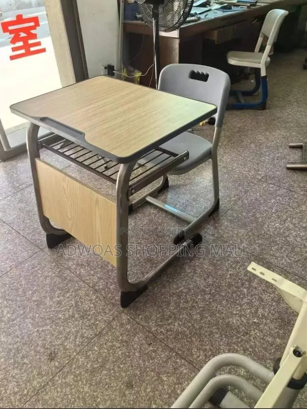 Comfortable Student Table and Chair · Photo 1