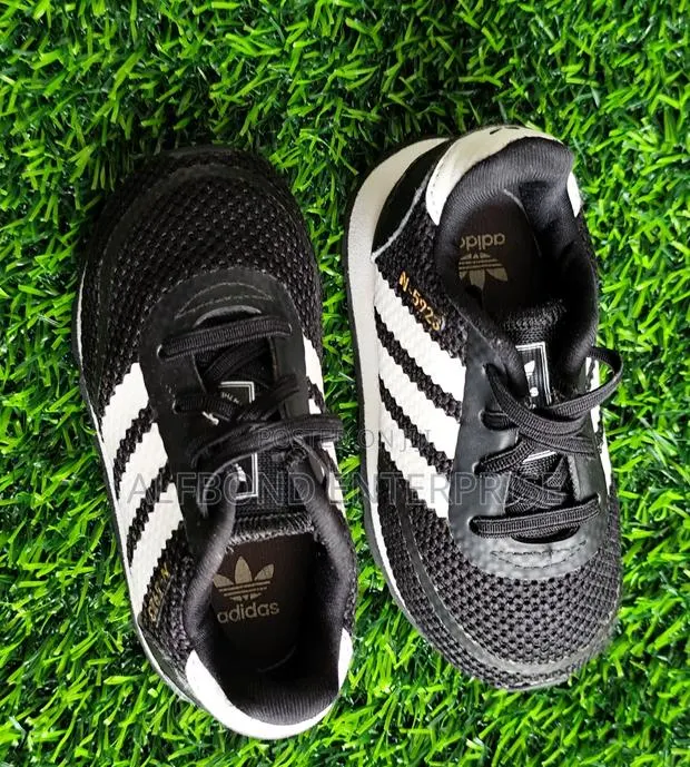 Adidas Originals N5923 Infant Black and White · Photo 4