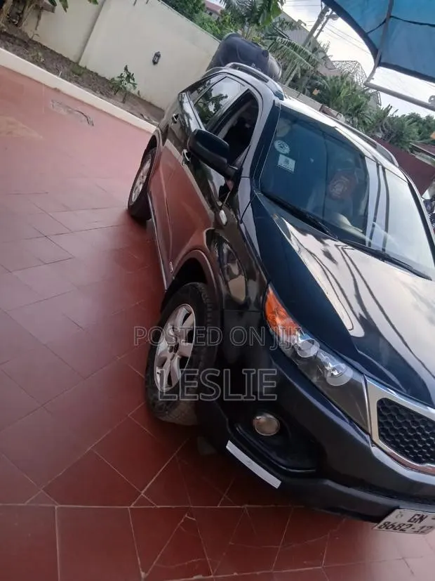 Kia Sorento 2012 Black · Photo 1