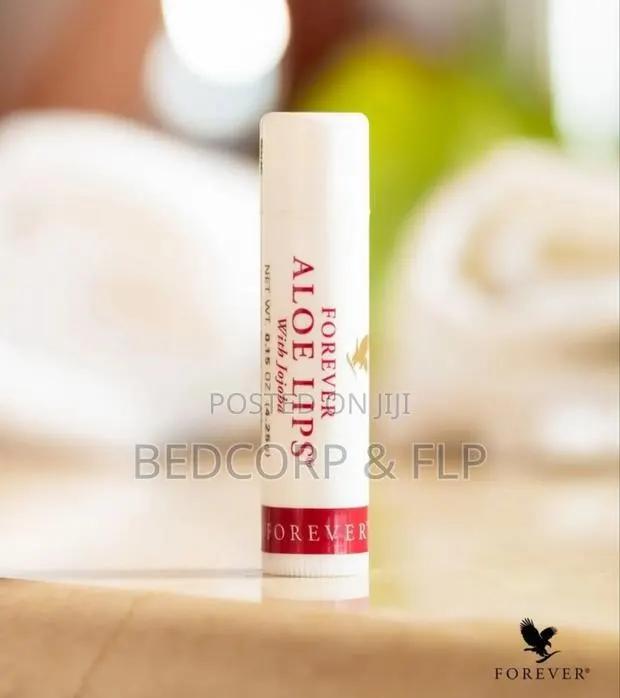 Aloe Lips Balm With Aloe and Jojoba · Photo 1