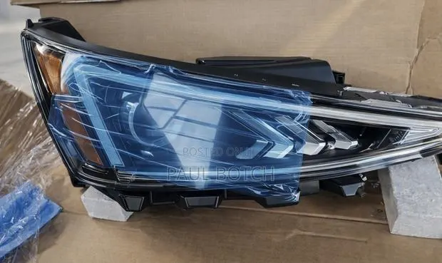 2019-2020 Hyundai Elantra Led Headlights · Photo 1