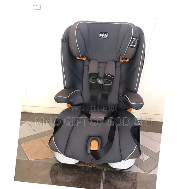 Chicco Myfit Harness + Booster Car Seat, Fathom · Photo 1