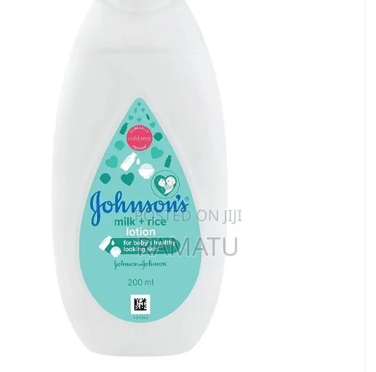 Johnson's Milk+Rice Hair and Body Baby Bath · Photo 1