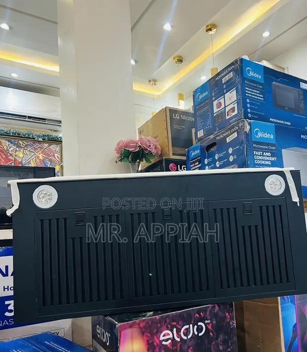 Elegant Black Kenwood 900T Built in Heat Extractor(Black) · Photo 1