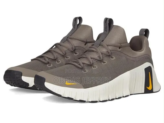 Original Nike Free Metcon 6 Cave Stone · Photo 1