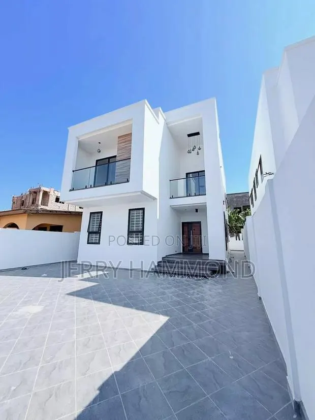 4bdrm House in The Heart Of for sale · Photo 1