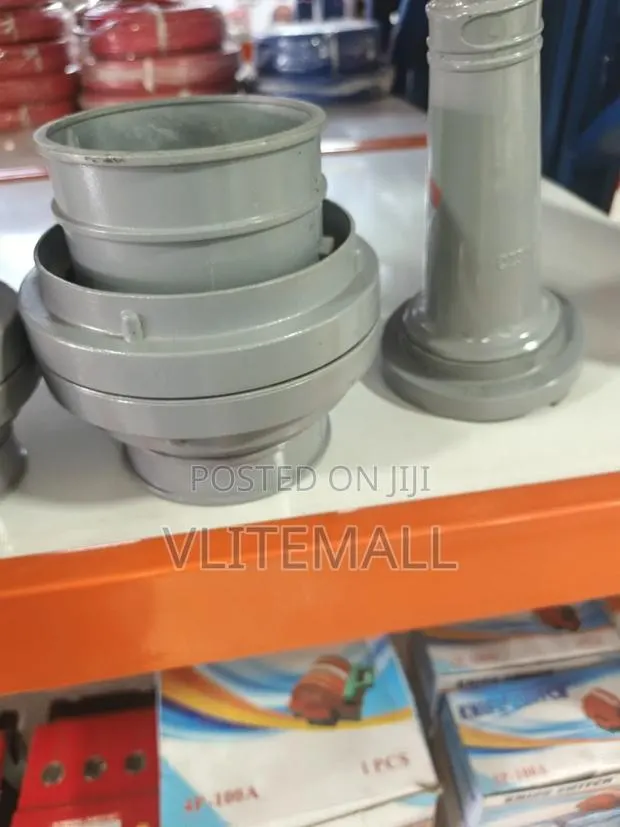 Hose Connector 4" · Photo 2