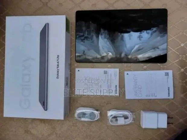 New Samsung Galaxy Tab A7 LTE 32 GB Silver · Photo 1
