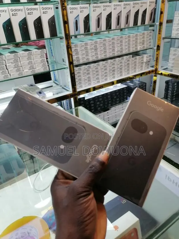 New Google Pixel 10a 128 GB Black · Photo 1