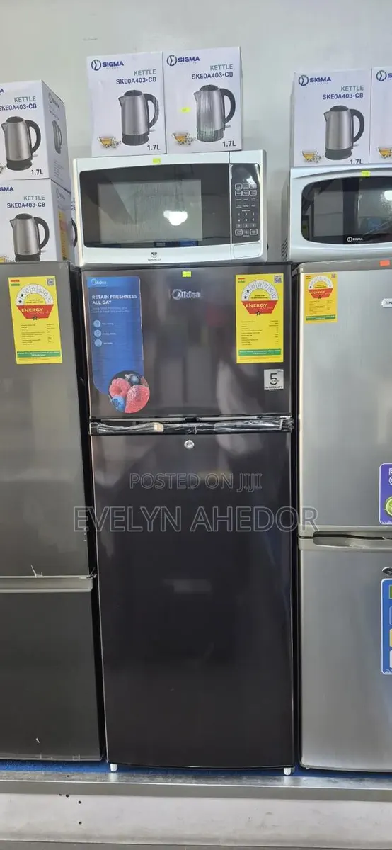 Quality Midea Top Freezer 204litres Double Door.Fridge for Sale · Photo 1