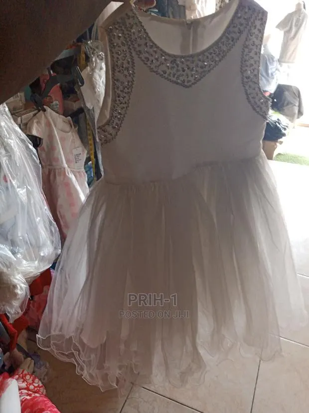 Kids Quality Dress · Photo 1